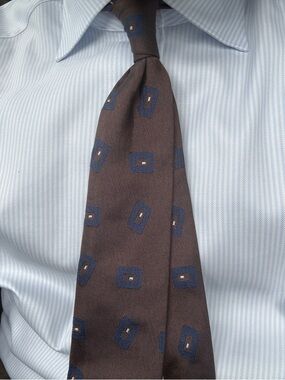 Men's Brown Geometric Silk Tie - Classic Office Style